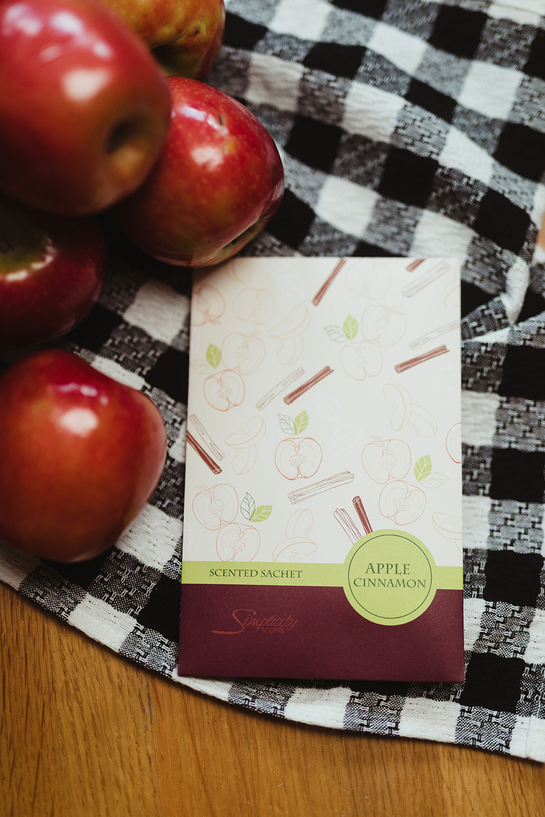 Apple Cinnamon - Single