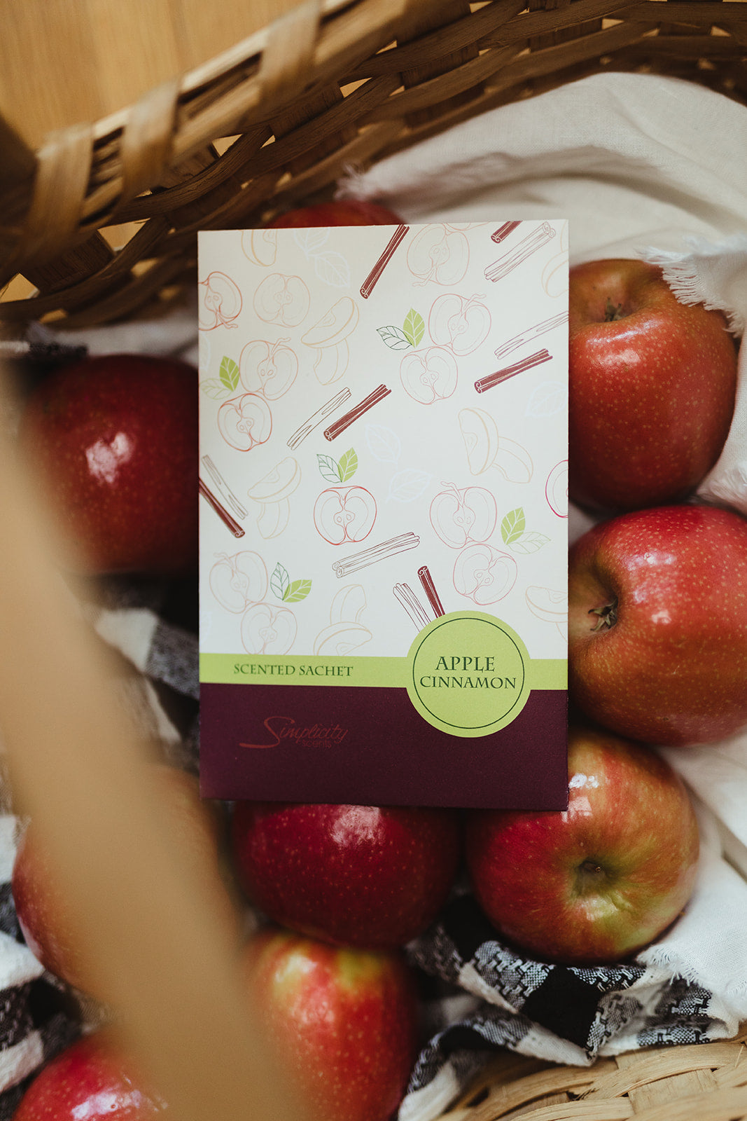 Apple Cinnamon - Single