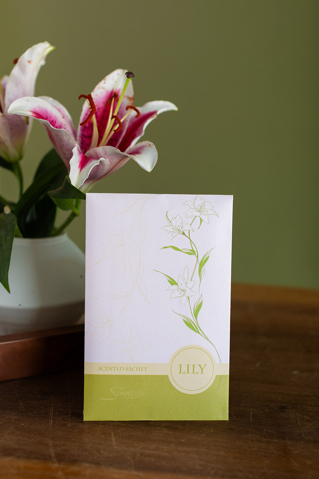 Lily - 6-Pack